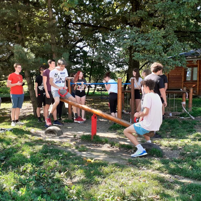Bezstarostnost mládí je nakažlivá – i na adapťáku!