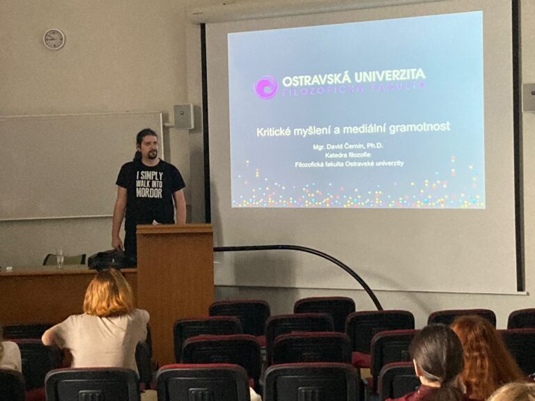 Kritika myšlení