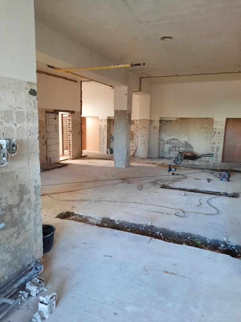 Rekonstrukce kuchyně pokračuje
